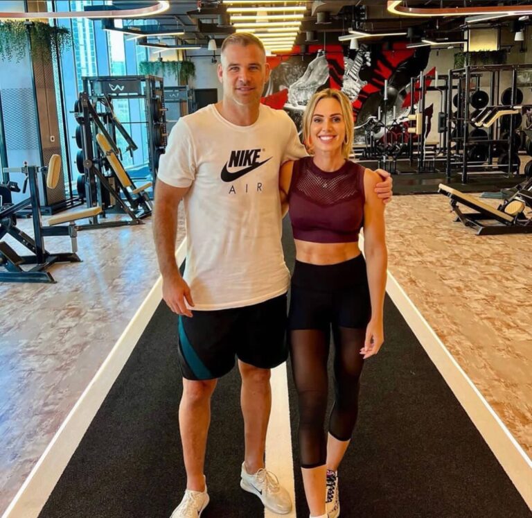 Mike Phillips with Sarah Lindsay on the training track at ROAR Fitness London